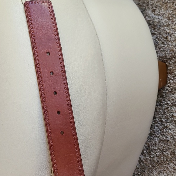 Fossil Leather Belt w/ Stone Embellishments!! - Picture 4 of 10